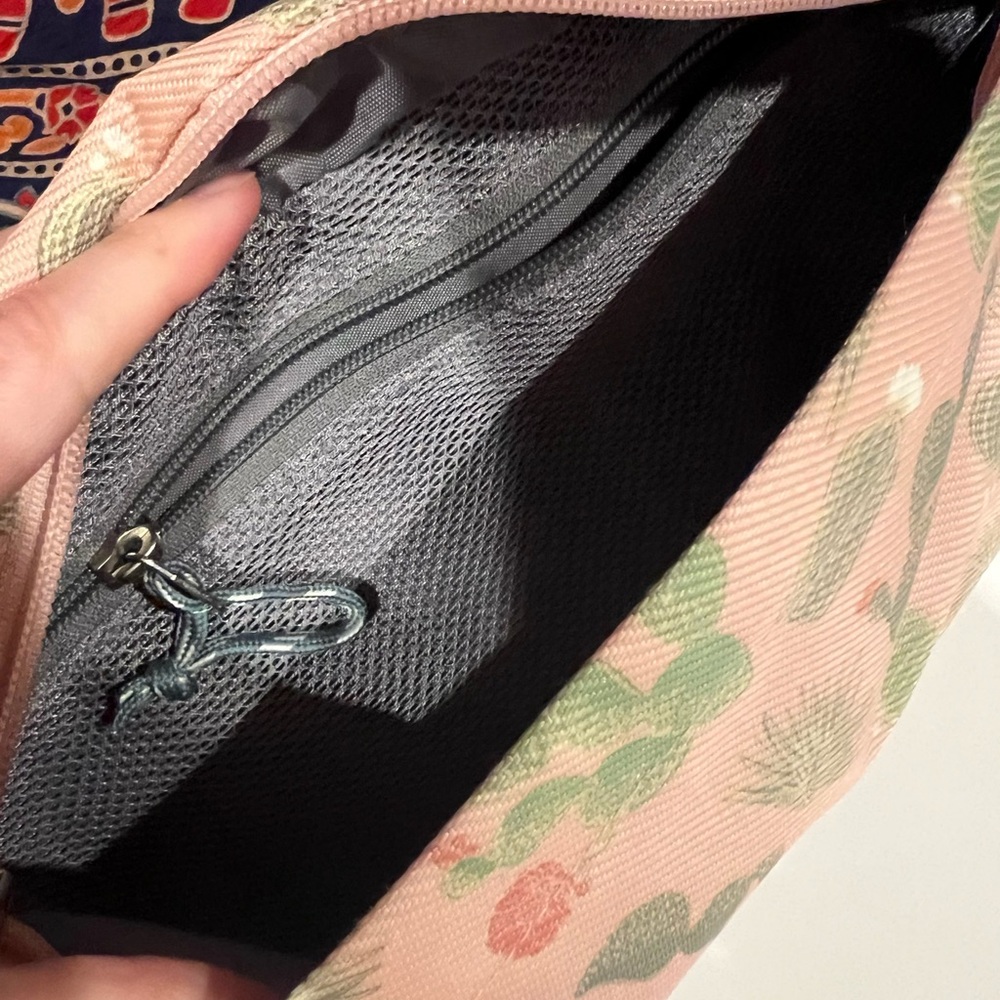 The North Face Pink Cactus Print Bag - Picture 3 of 9